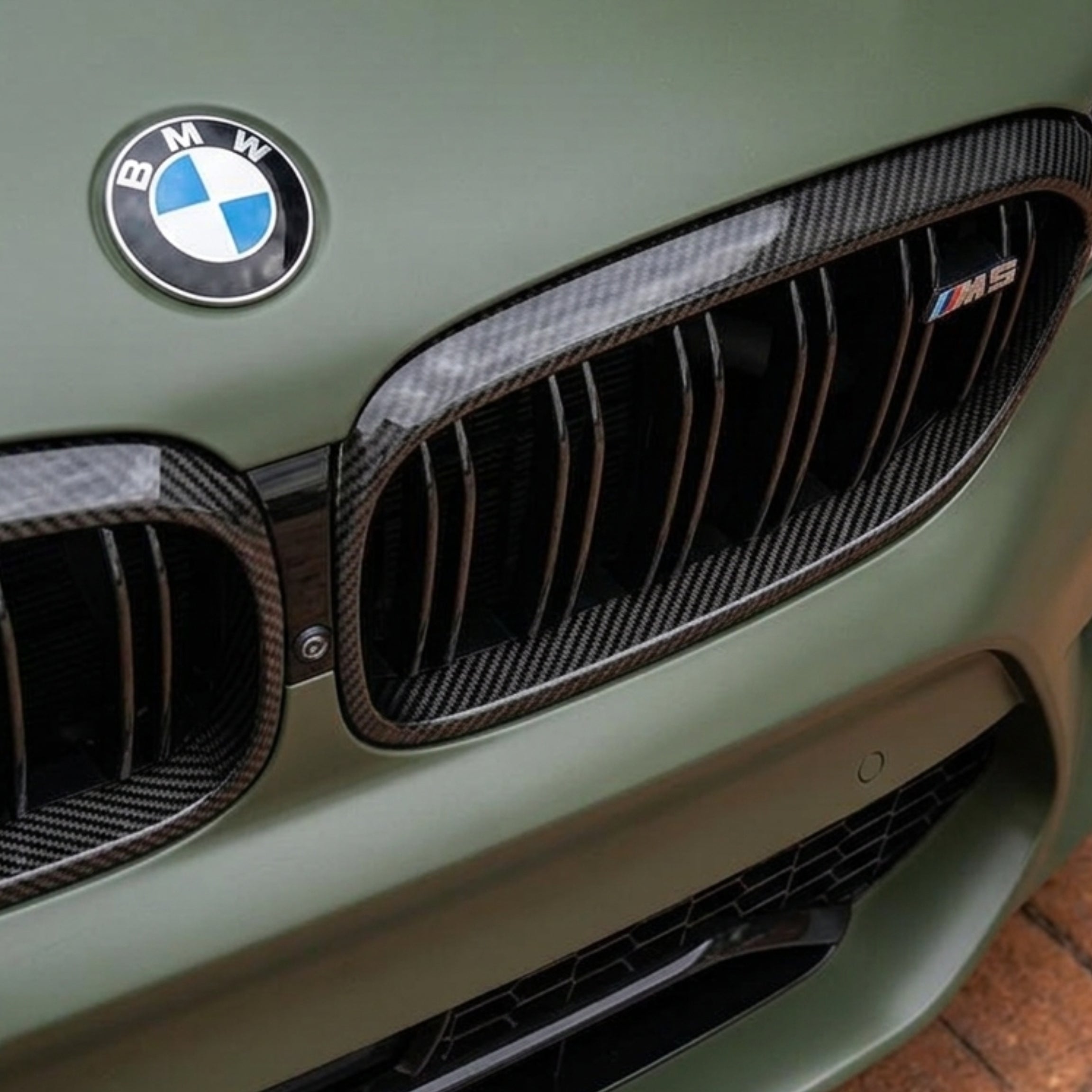 Real Carbon Fiber Kidney Grill Insert Trim Covers – BMW F90 M5 Pre-LCI