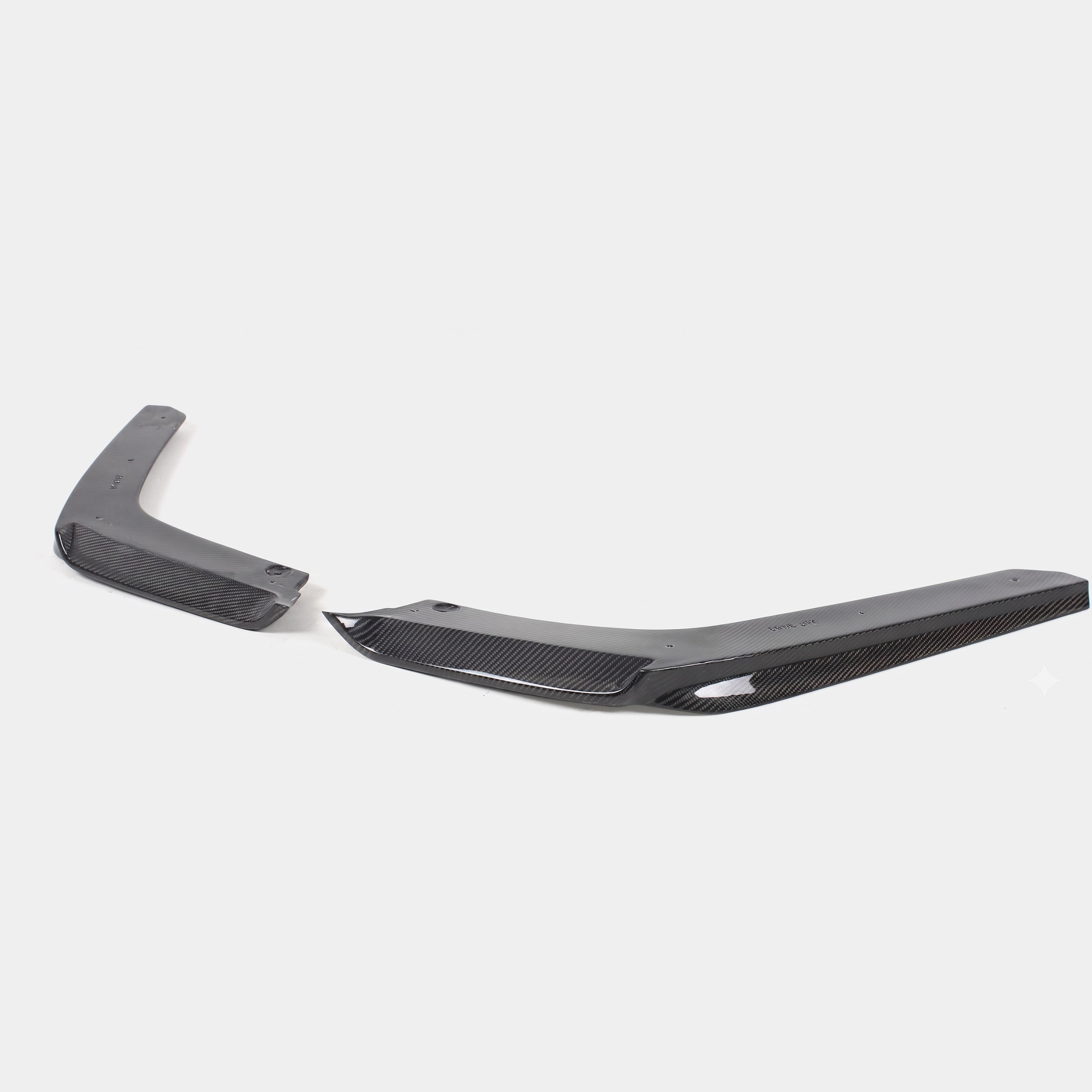 BMW F8X M3 / M4 Carbon Fiber Rear Bumper Side Corner Extensions