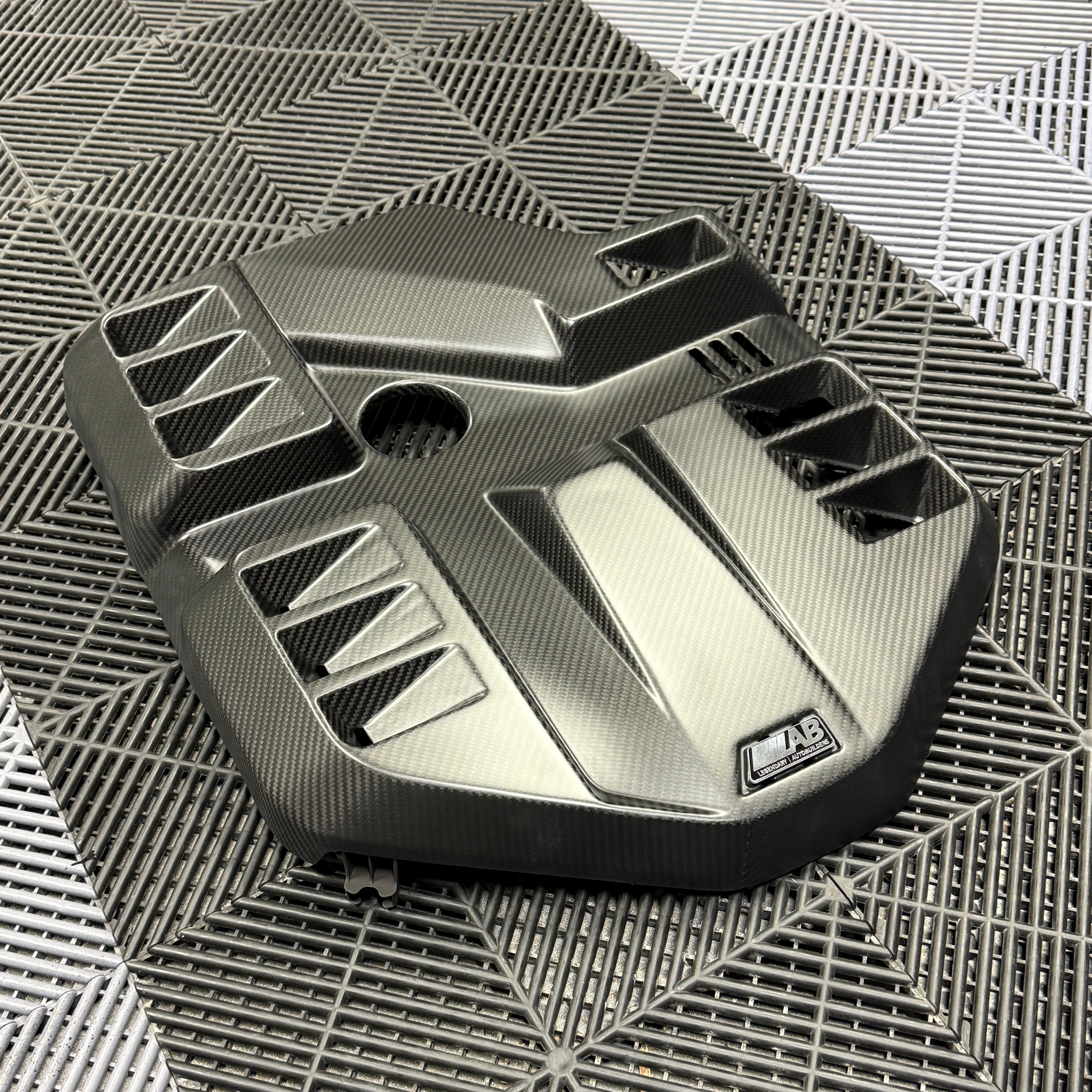 G8X M2 M3 M4 Dry XL Carbon Engine Cover