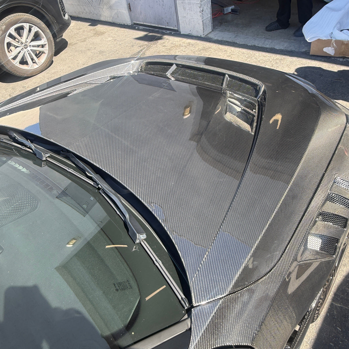 G87 M2 Dry Carbon Hood
