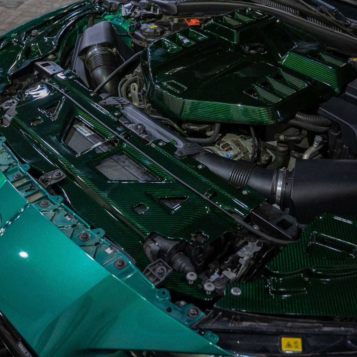 LAB BMW G80 M3 / G82 G83 M4 Carbon Engine Bay Kit