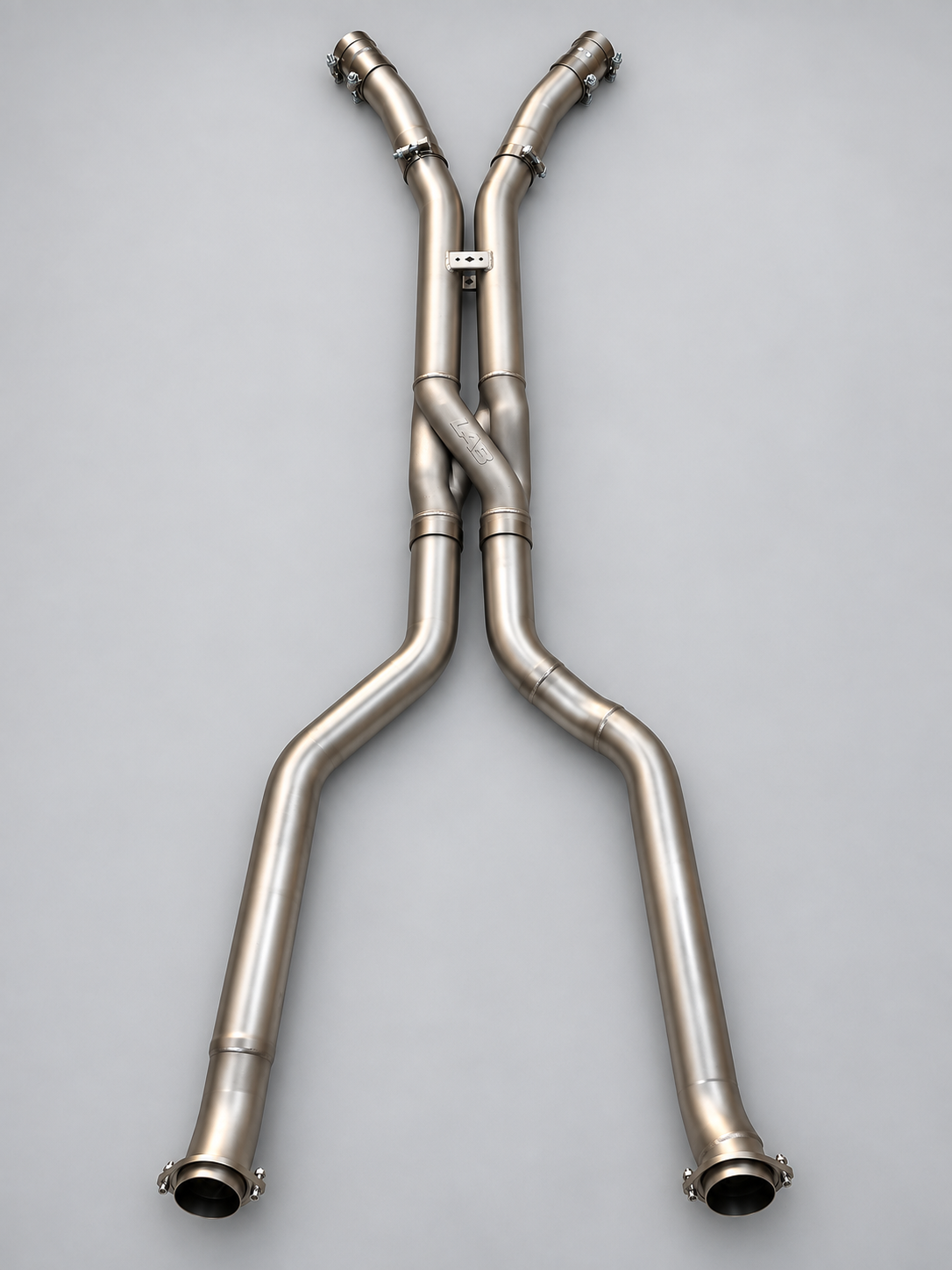 LAB BMW G90 G99 M5 Z-Pipe midpipe full top view