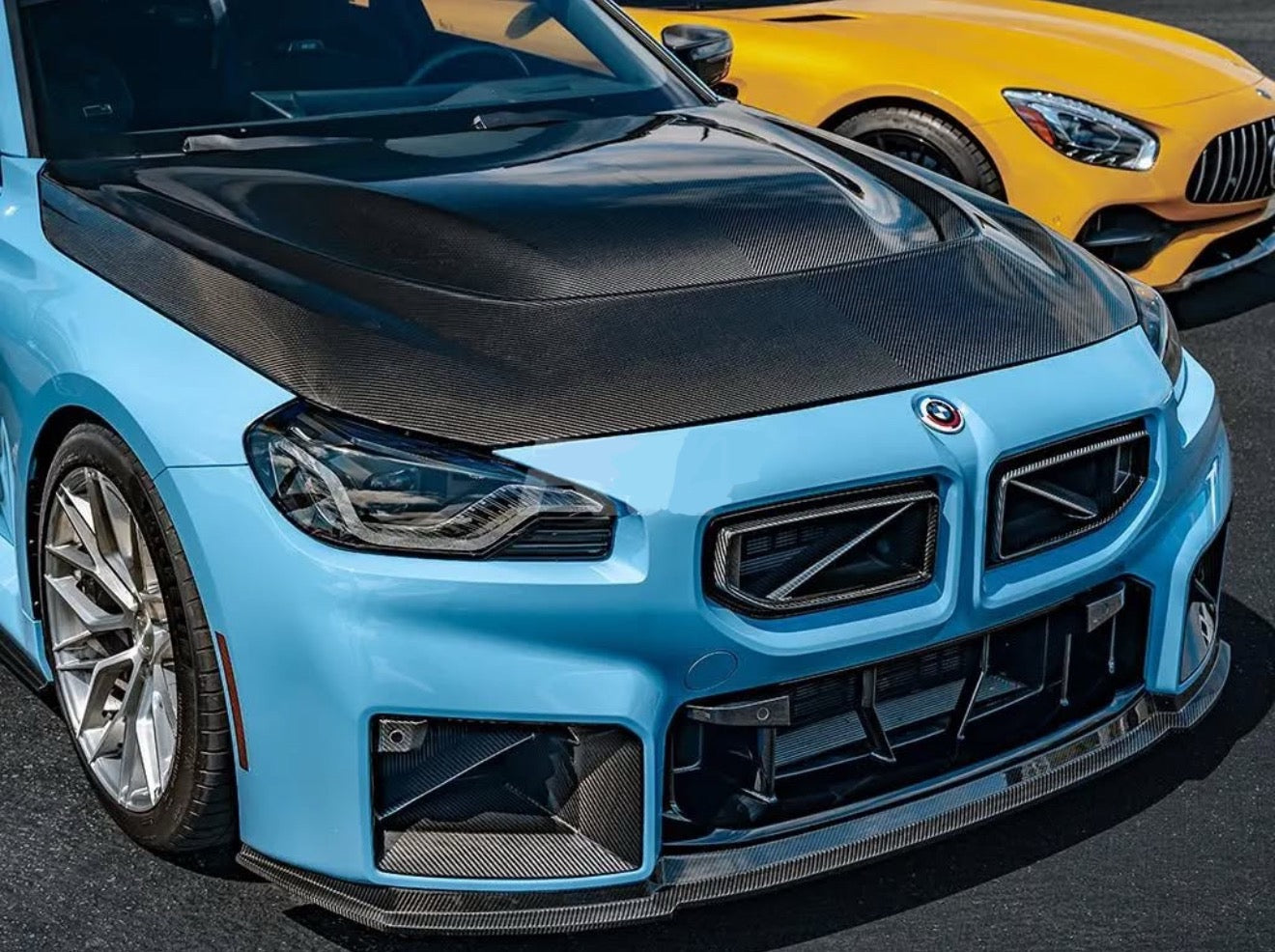 G87 M2 Dry Carbon Hood