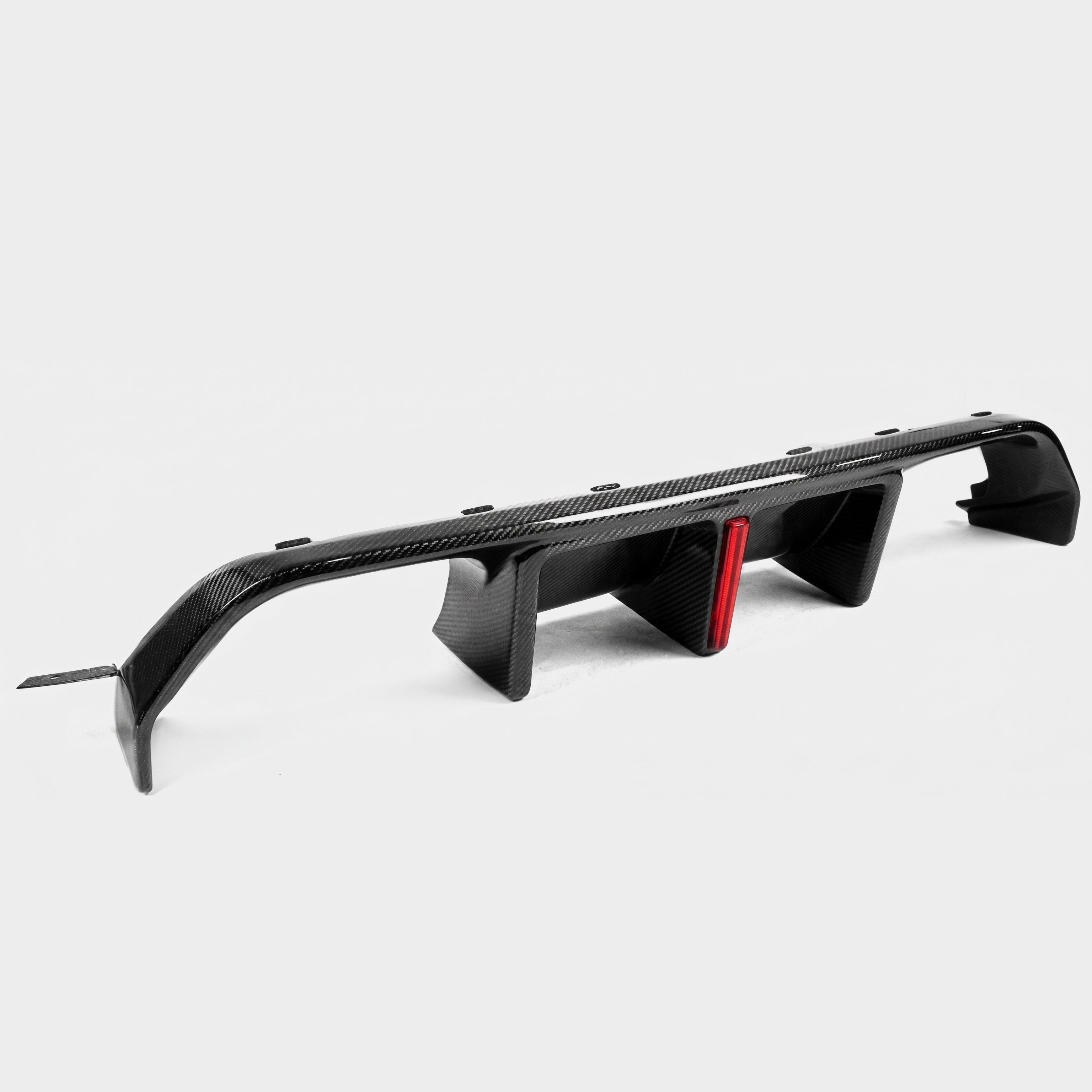 BMW F8X V Style Gloss Carbon Fiber LED Rear Diffuser – F80 M3 F82 F83 M4