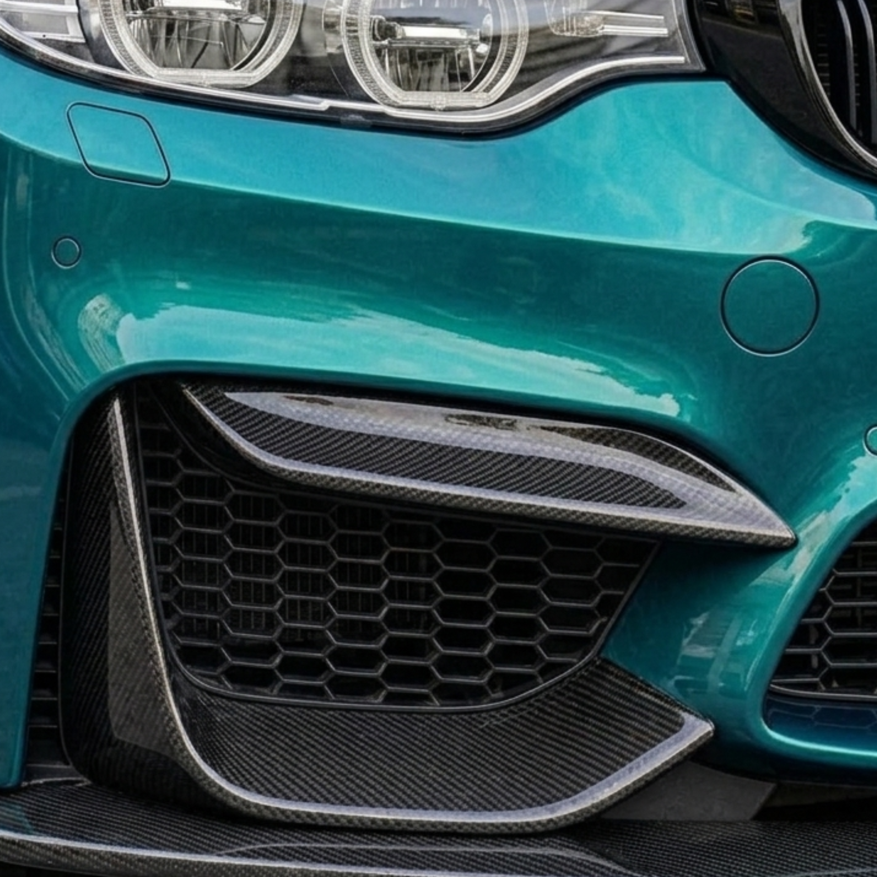 BMW F80 M3 F82 F83 M4 | V2 Dry Carbon Fiber Front Upper Bumper Fangs