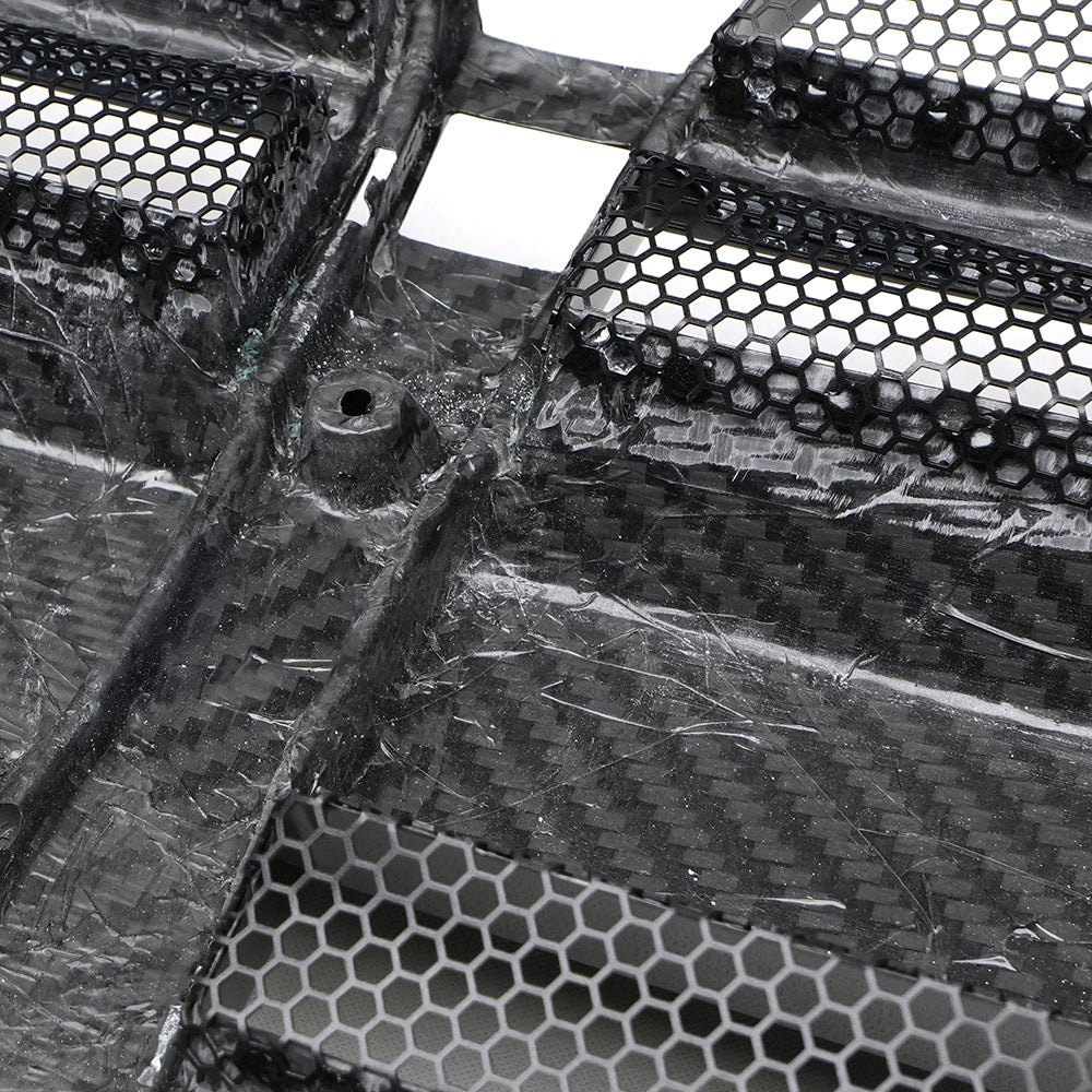 G8X CSL Carbon Grille – With Mesh