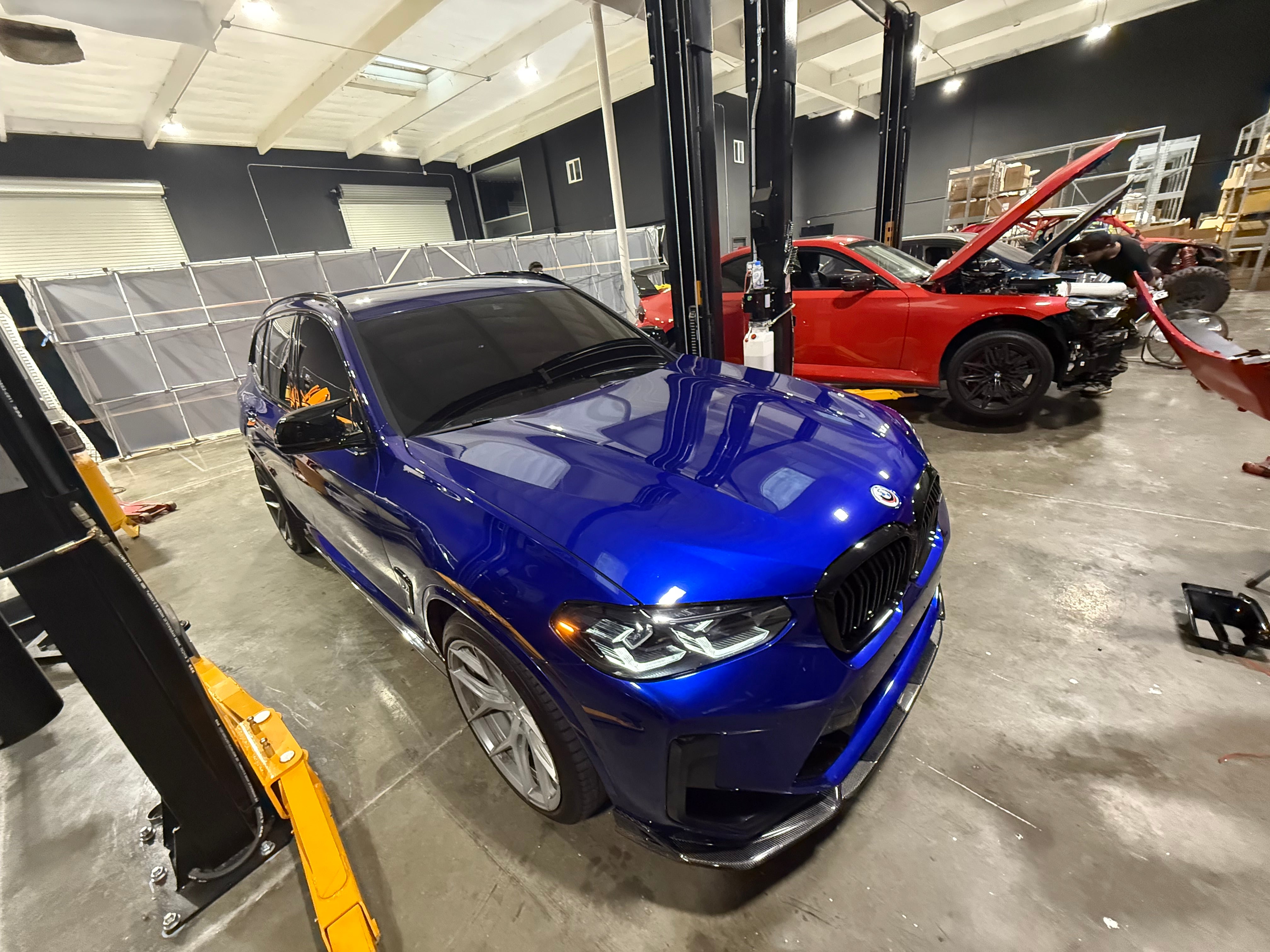 F97 BMW X3M Side Skirts Type 1