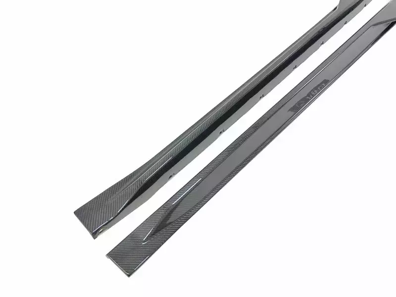 G82 M4 Carbon Side Skirts