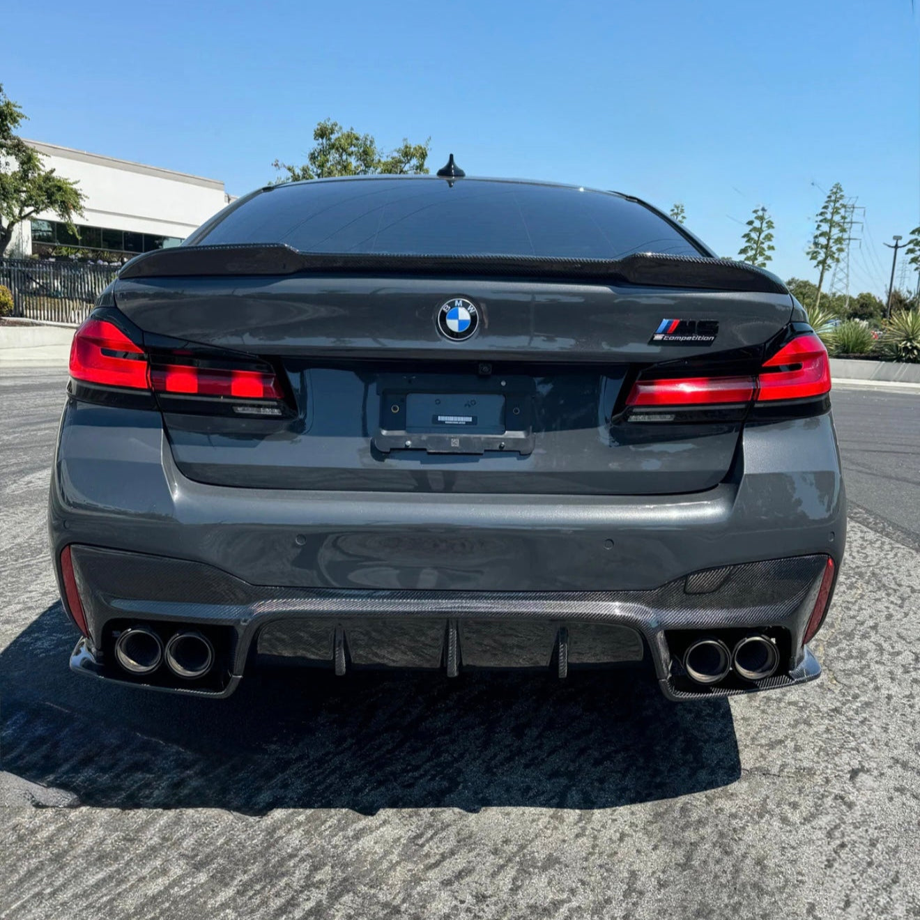 2018-2023 F90 M5 Dry Carbon Diffuser