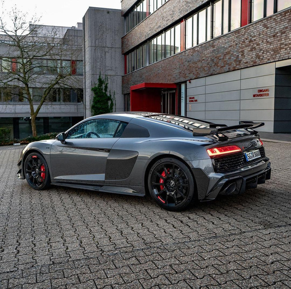Audi R8 Carbon Fiber Side Skirts (2020-2023)