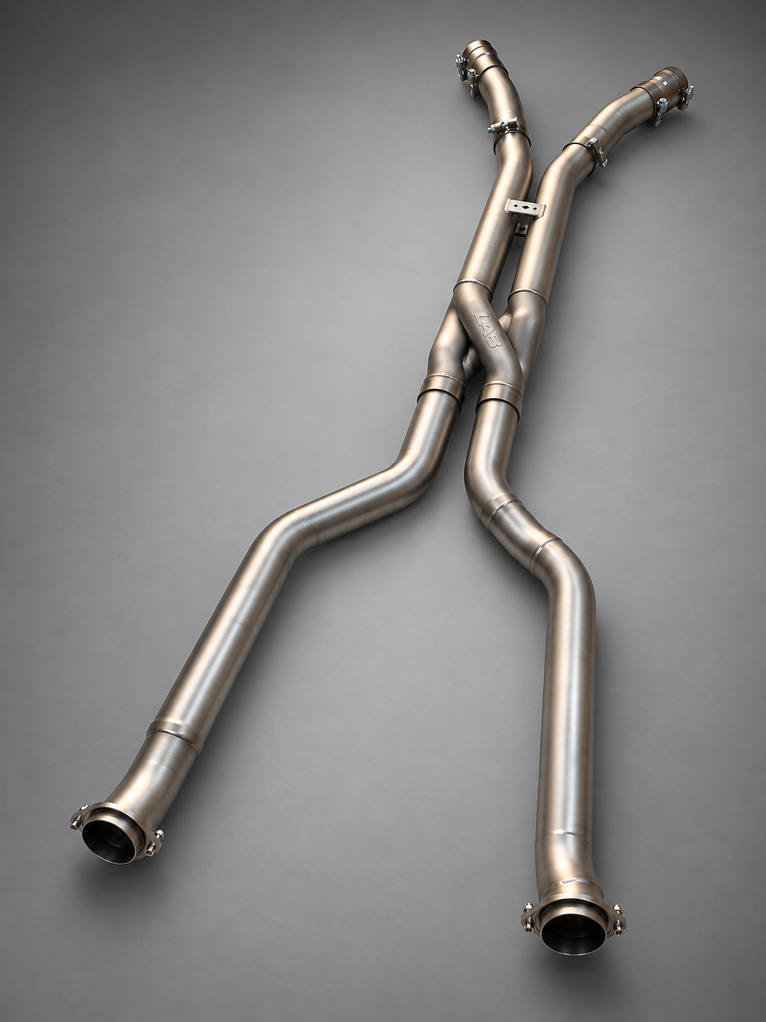 LAB BMW G90 G99 M5 Z-Pipe midpipe angled product view